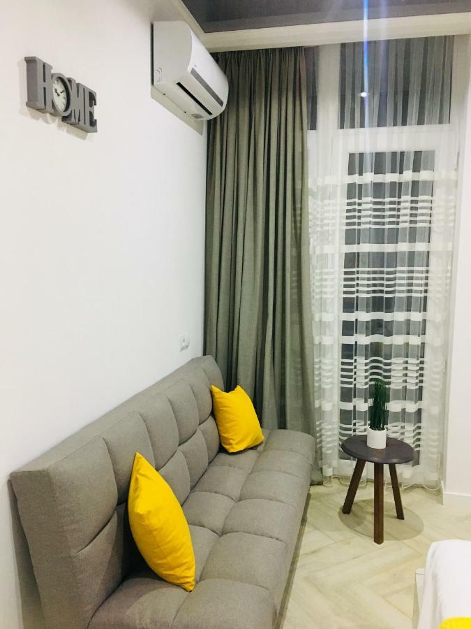 Yellow Room With Sea View Makhinjauri Exteriér fotografie